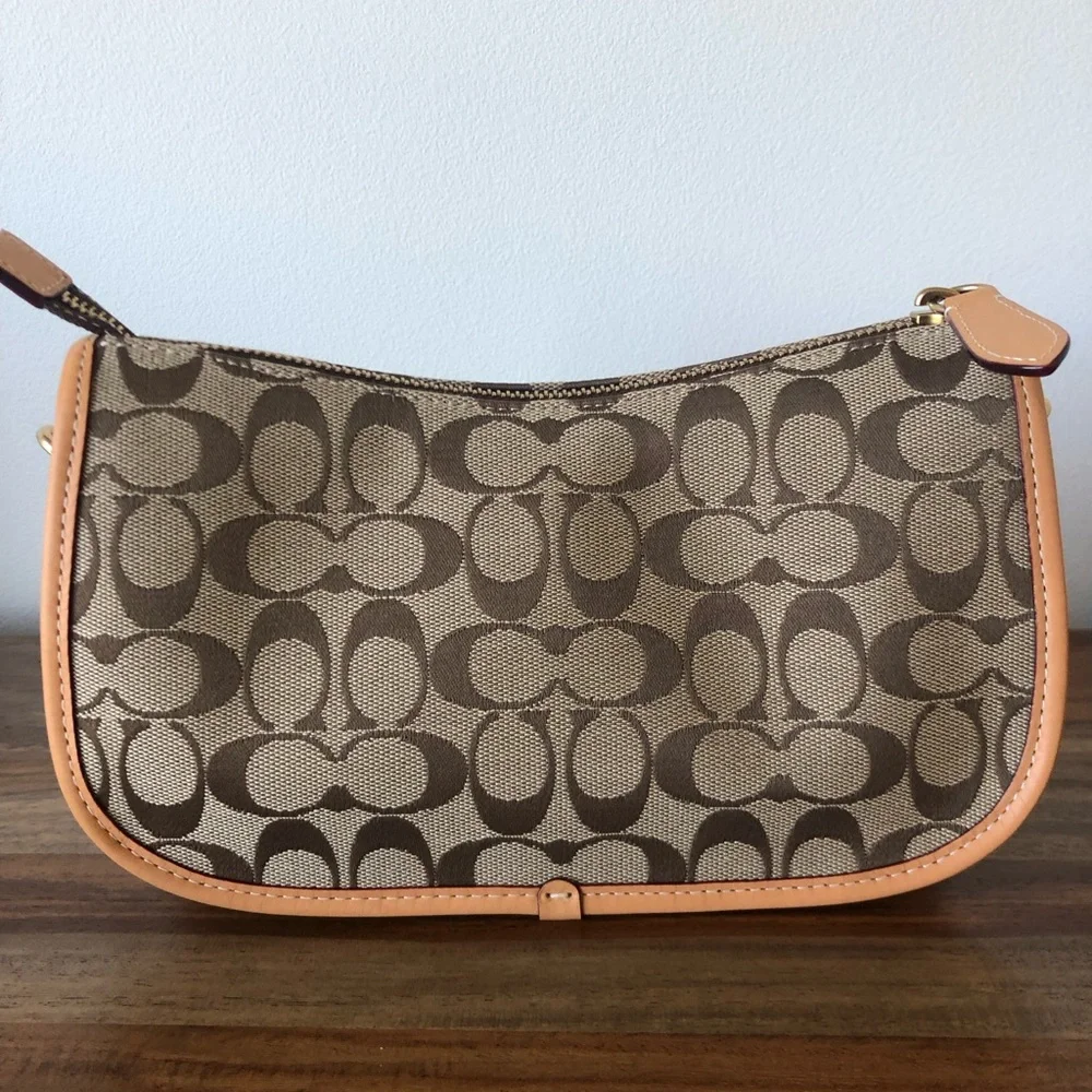 Coach Waverly turnlock bag - Picture 7 of 8